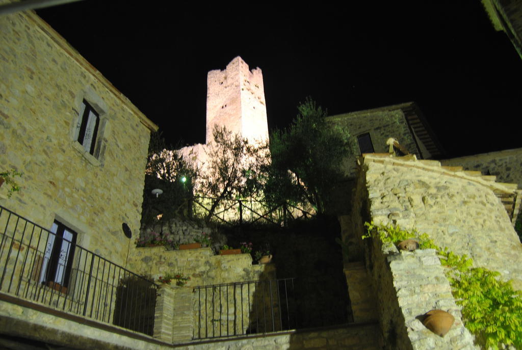 Готель Residenza Di Paese Castello Del Poggio Ferentillo Екстер'єр фото
