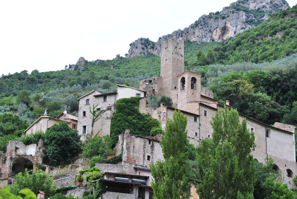 Готель Residenza Di Paese Castello Del Poggio Ferentillo Екстер'єр фото